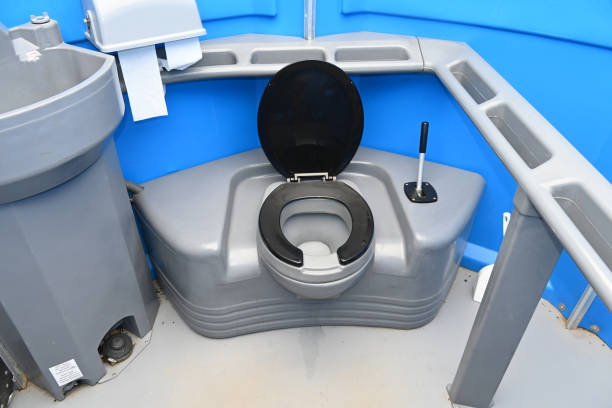 Best Luxury portable toilet rental  in Broadview Park, FL
